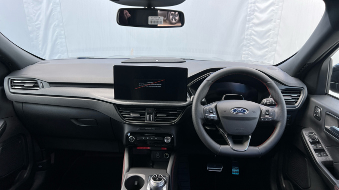 Ford Kuga 2.5 FHEV ST-Line X Black Package 5dr CVT Hybrid Estate - Image 10